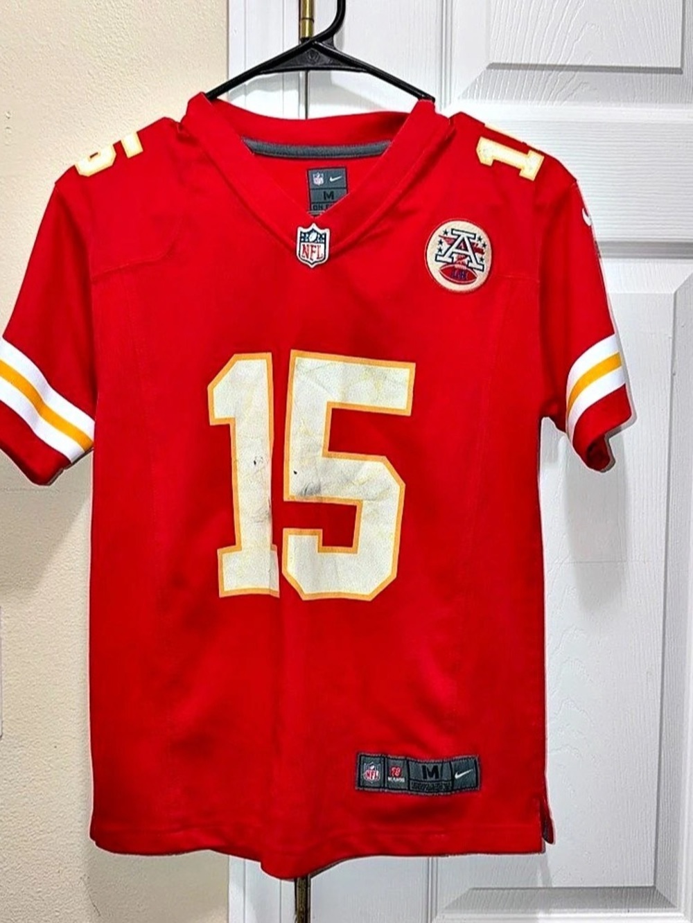Nike Kansas City Chiefs Patrick Mahomes #15 Youth Game Jersey Red & White Medium
